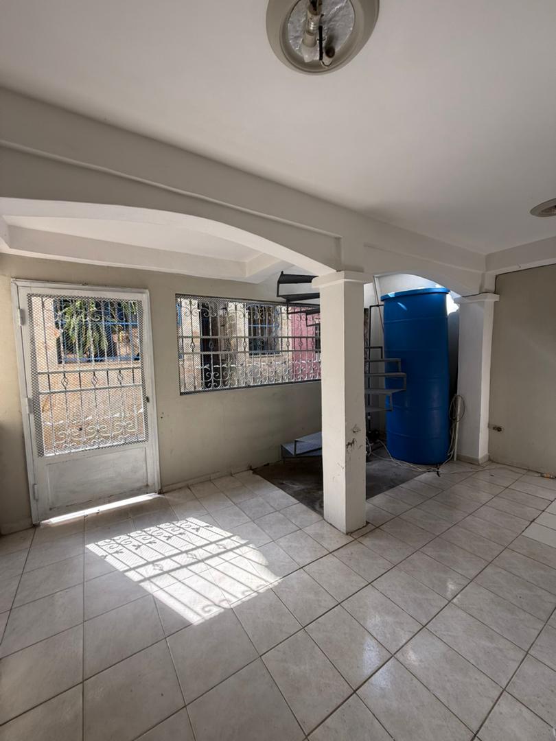 Isabelica Valencia Casa Venta - Image 3