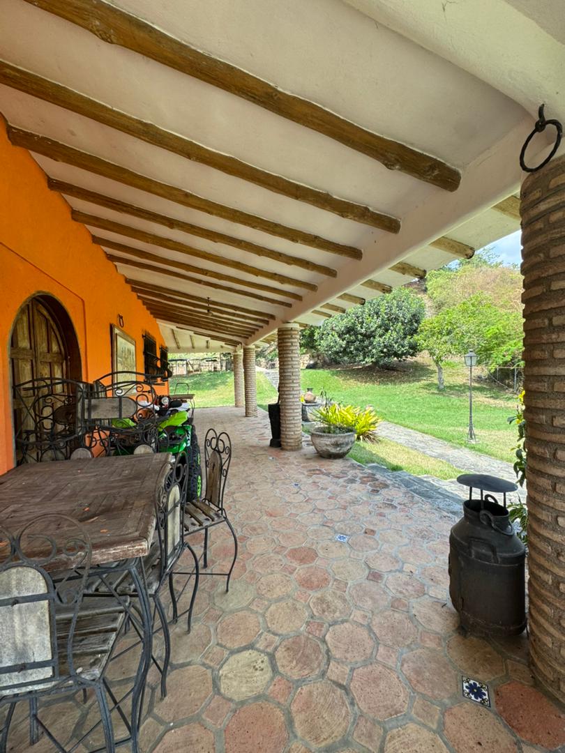 Villa Los Aguacates Sector Barrera - Image 2