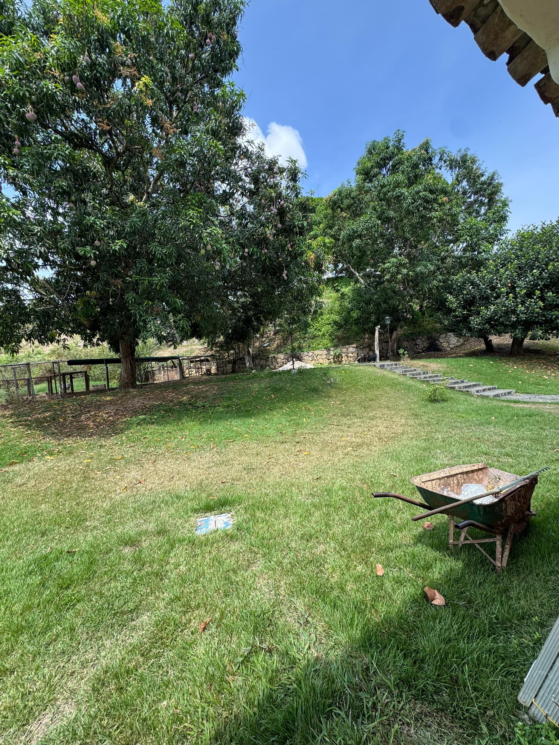 Villa Los Aguacates Sector Barrera - Image 9