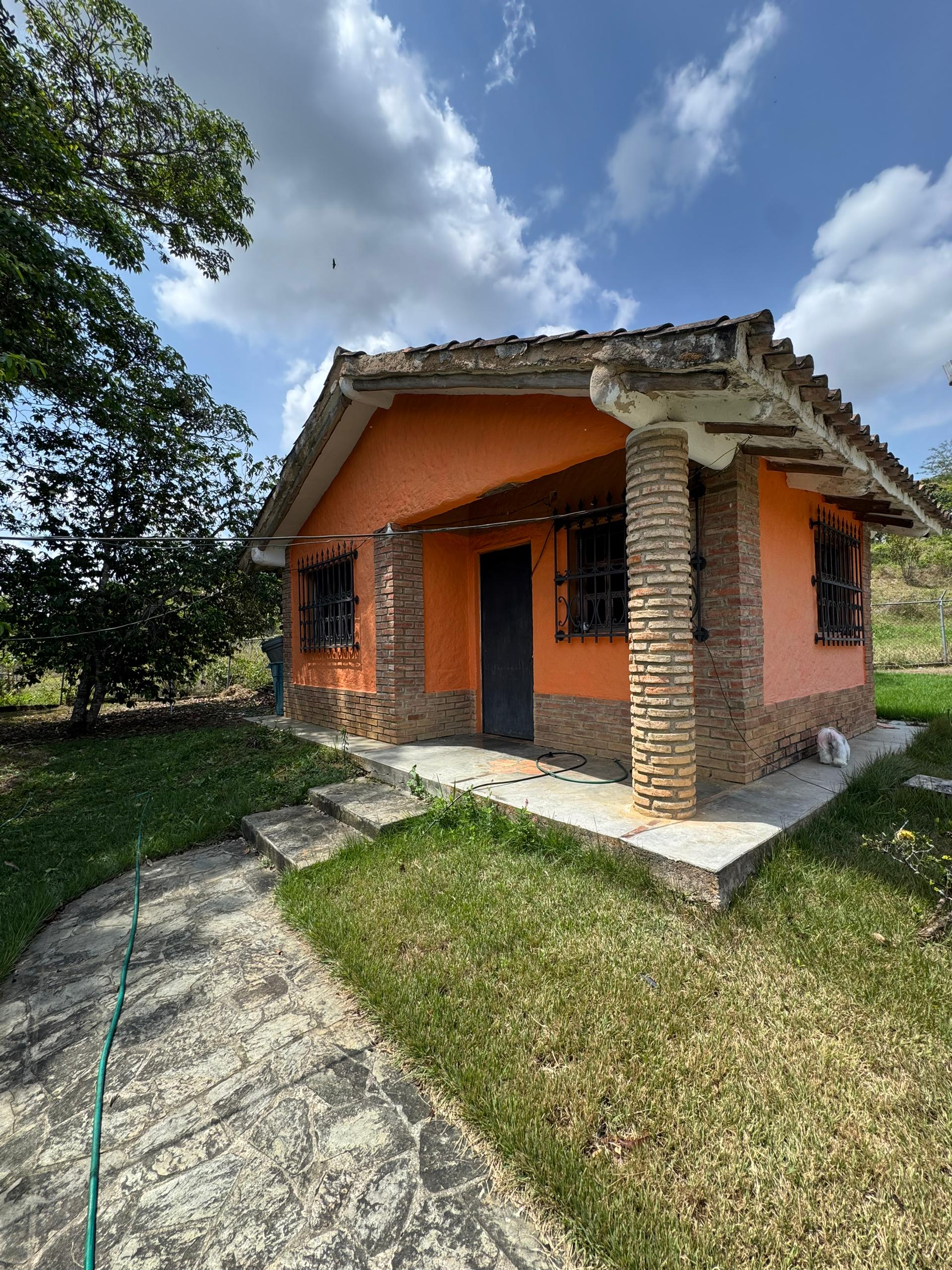 Villa Los Aguacates Sector Barrera - Image 17