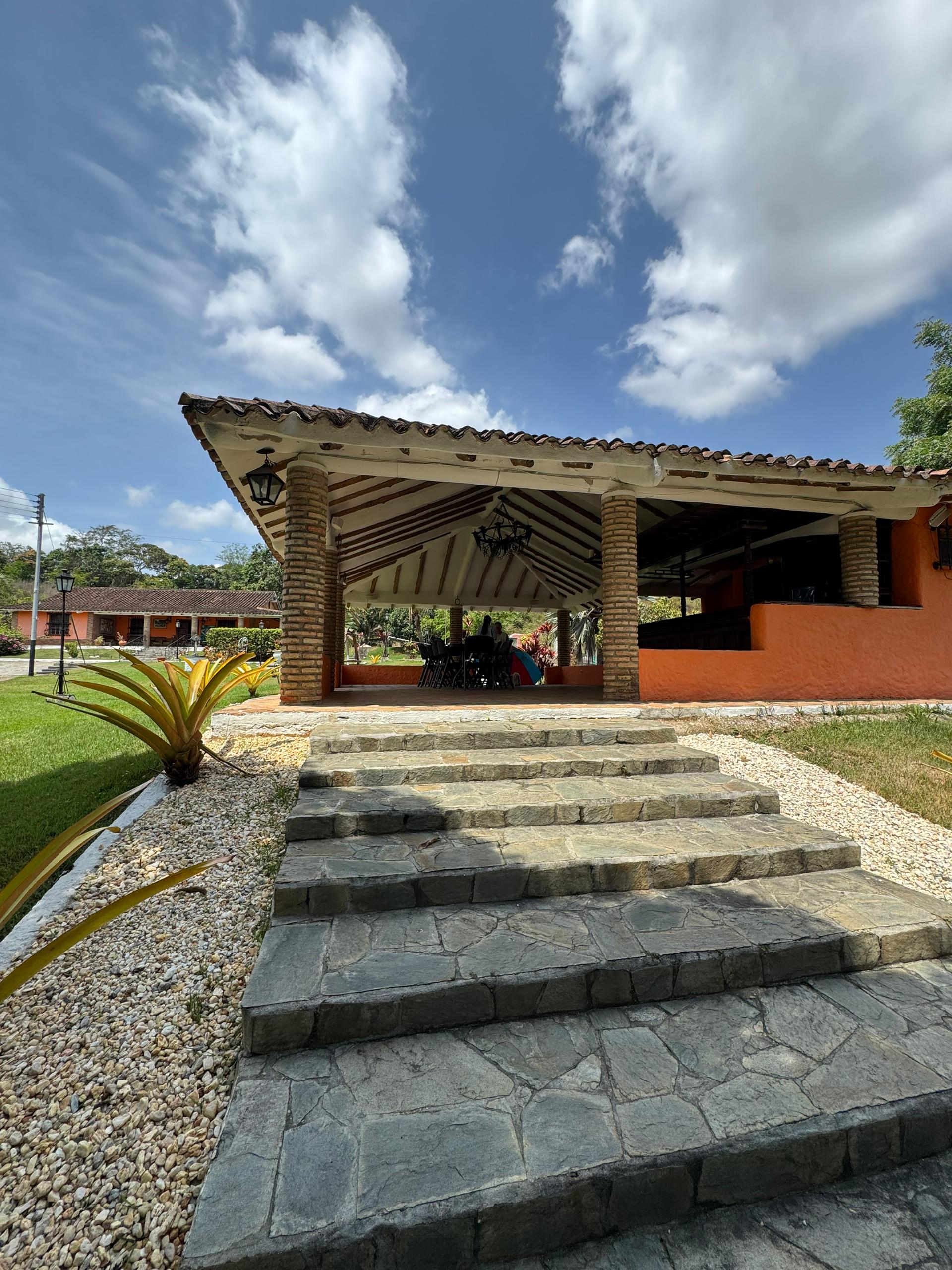 Villa Los Aguacates Sector Barrera - Image 25
